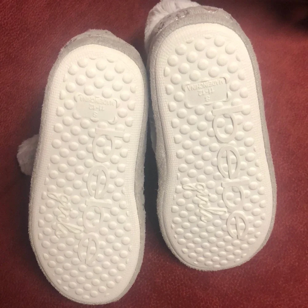 Bebe slippers